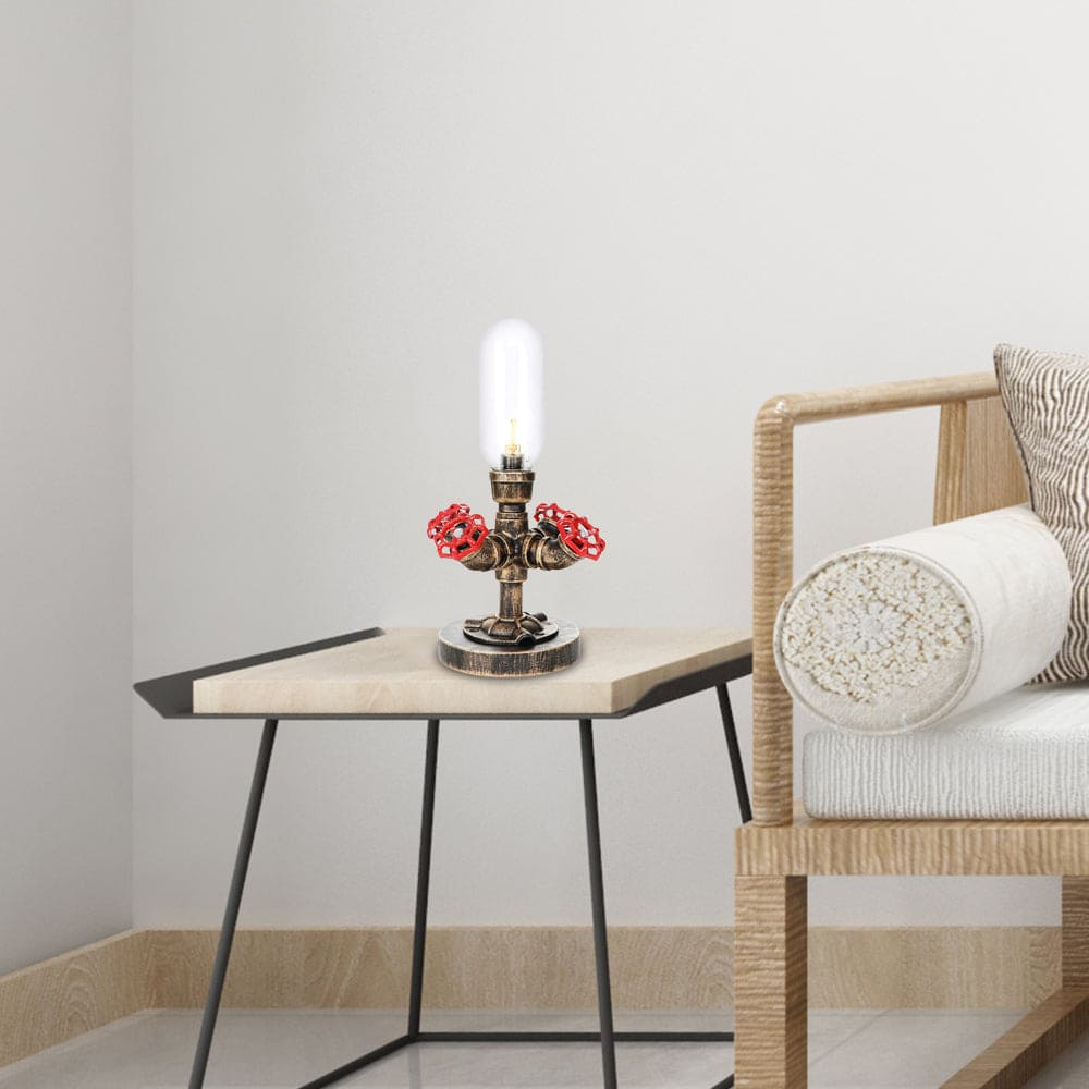 Lampada da Tavolo in Metallo Elegante con Paralume Industriale