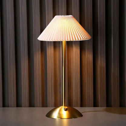Lampada da scrivania elegante e portatile