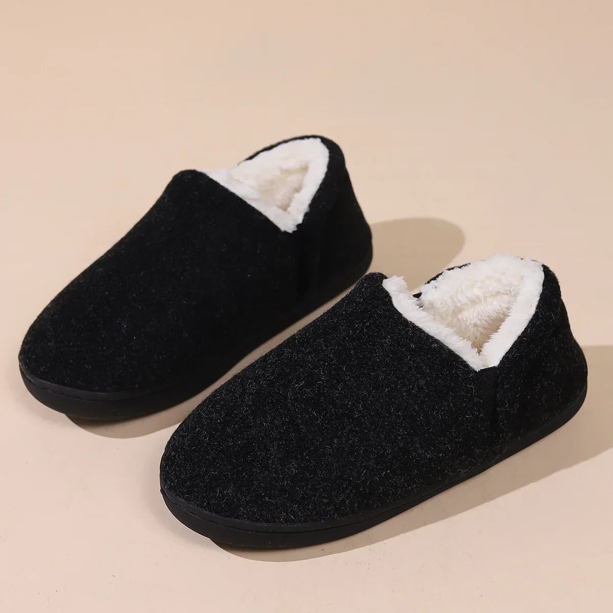Pantofole confortevoli unisex in peluche