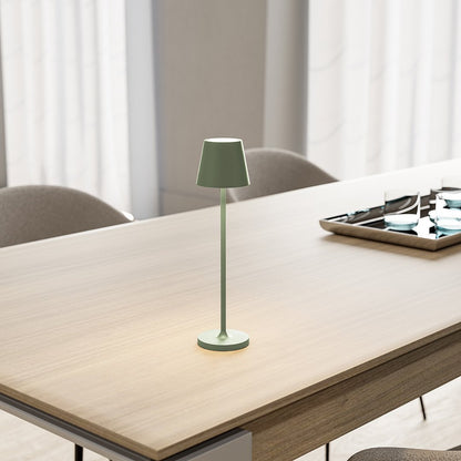 Lampada LED compatta con schermo touch e lunga durata