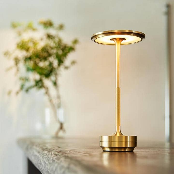Lampada portatile LED regolabile